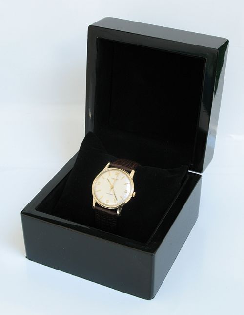 fig 4. SUPERB SOLID 9ct GOLD LONGINES AUTOMATIC MENS WATCH