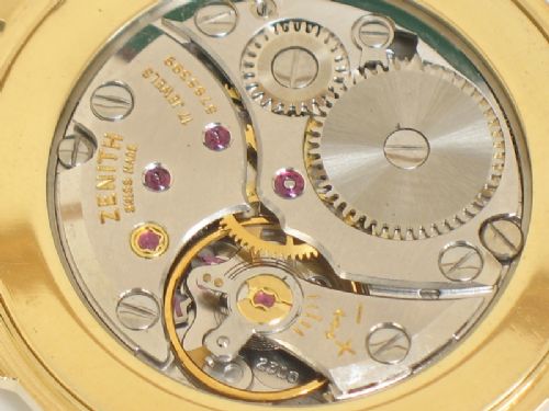 fig 6. EXCEPTIONAL SOLID 18ct GOLD ZENITH 17 JEWEL CAL 2310 MENS WATCH c1960