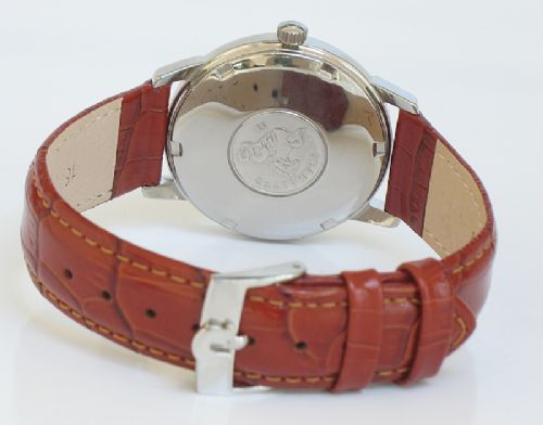 fig 5. MINT STAINLESS STEEL OMEGA SEAMASTER AUTOMATIC CAL 582 C1960