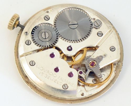 fig 5. STUNNING SOLID 18ct GOLD MOVADO CALIBRE 135 MENS WATCH 1960