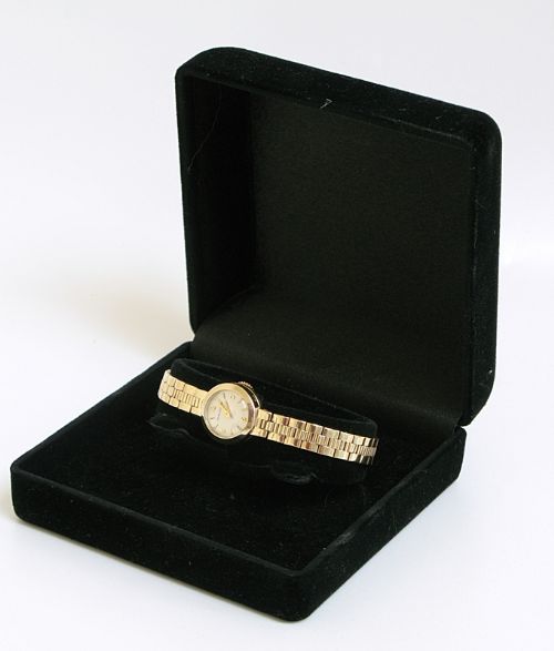 fig 6. BEAUTIFUL SOLID 9ct GOLD JAEGER LECOULTRE BACKWIND LADIES COCKTAIL WATCH 1960