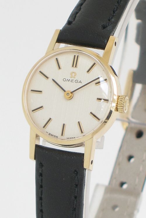 fig 1. EXQUISITE SOLID 9CT GOLD LADIES OMEGA COCKTAIL WATCH