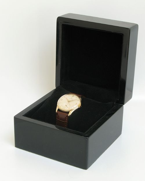 fig 7. COMPLETELY ORIGINAL SOLID 9CT GOLD OMEGA CALIBRE 267 MENS WATCH C1958-59