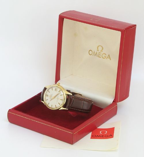 fig 11. THE MOST INCREDIBLE SOLID 18CT GOLD OMEGA CONSTELLATION CHRONOMETER AUTOMATIC MENS WATCH WITH ORIGINAL BOX