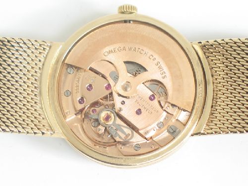 fig 7. SUPERB SOLID 9CT GOLD OMEGA DEVILLE AUTOMATIC DATE CAL 562 WITH ORIGINAL BOXES AND PAPERS MENS WATCH