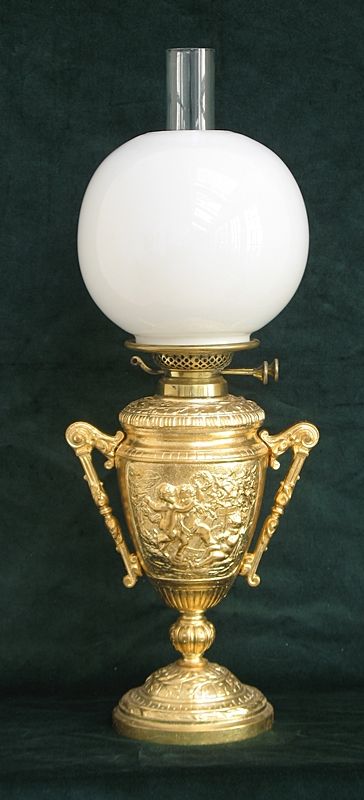 Rare Beautiful Large Victorian Art Nouveau Gilt and Cast Iron Oil Lamp by Wright and Butler C1885
