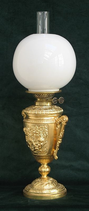 fig 5. RARE BEAUTIFUL LARGE VICTORIAN ART NOUVEAU GILT AND CAST IRON OIL LAMP BY WRIGHT AND BUTLER C1885