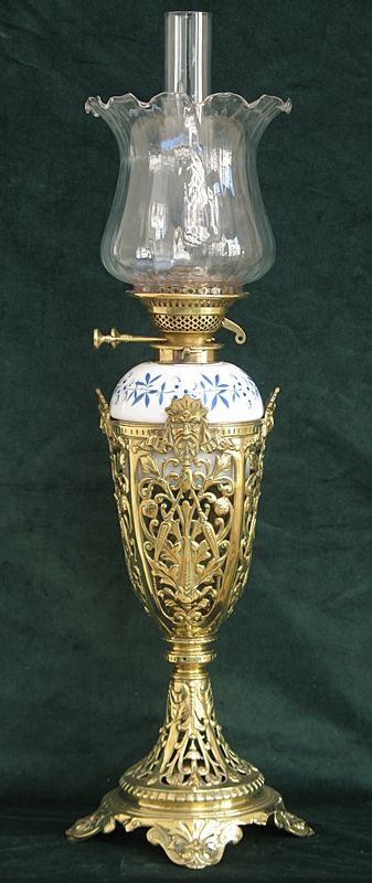 Beautiful Large Highly Decorative Edwardian Solid Brass Oil Lamp C1910