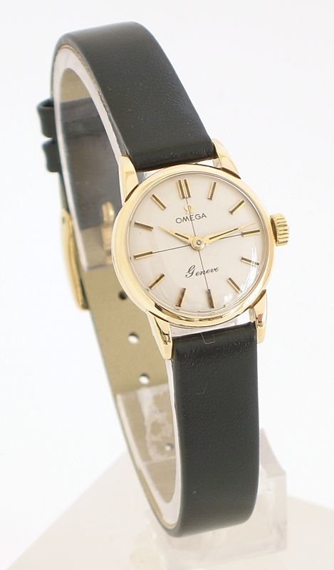 fig 1. EXQUISITE SOLID 9CT GOLD LADIES OMEGA GENEVE COCKTAIL WATCH C1959-60