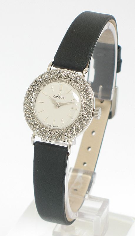 Stunning Rare Omega Platinum and Diamond Ladies Art Deco Cocktail Watch C1920
