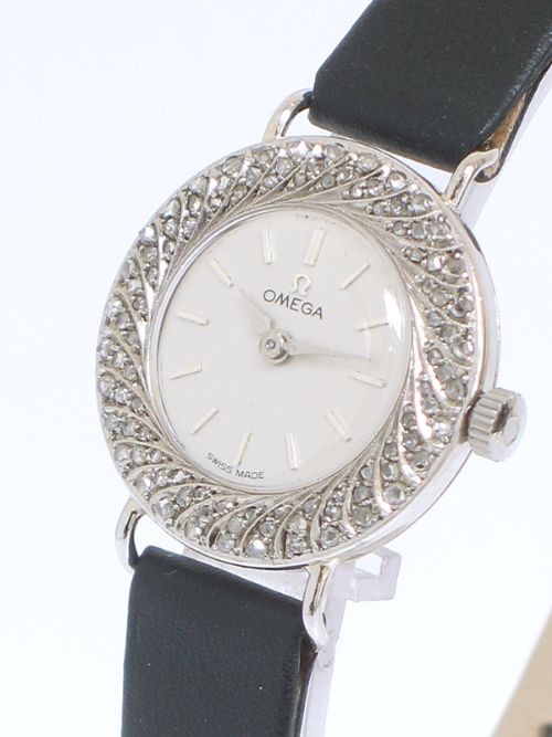 fig 2. STUNNING RARE OMEGA PLATINUM AND DIAMOND LADIES ART DECO COCKTAIL WATCH C1920