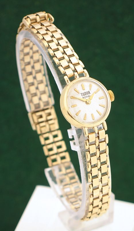fig 1. BEAUTIFUL SOLID 9CT GOLD LADIES ROLEX TUDOR ROYAL COCKTAIL WATCH C1960