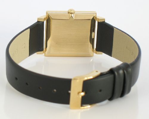 fig 5. STUNNING SOLID 18CT GOLD OMEGA MENS DRESS WATCH