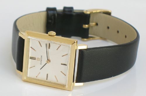 fig 7. STUNNING SOLID 18CT GOLD OMEGA MENS DRESS WATCH