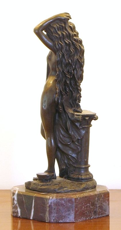 fig 1. BEAUTIFUL SOLID BRONZE SCULPTURE OF A ROMAN OR GREEK SCANTILY CLAD MAIDEN OR LADY