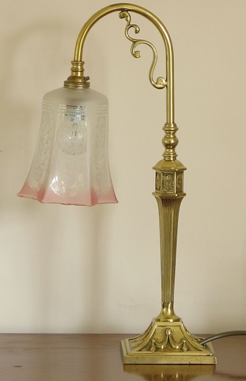 fig 1. BEAUTIFUL GENUINE SOLID BRASS EDWARDIAN DESK OR TABLE LAMP C1908