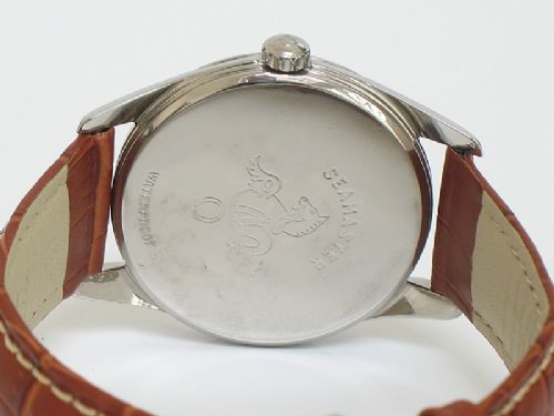 fig 5. RARE SUB SECONDS OMEGA SEAMASTER CALIBRE 267 MENS WATCH C1960