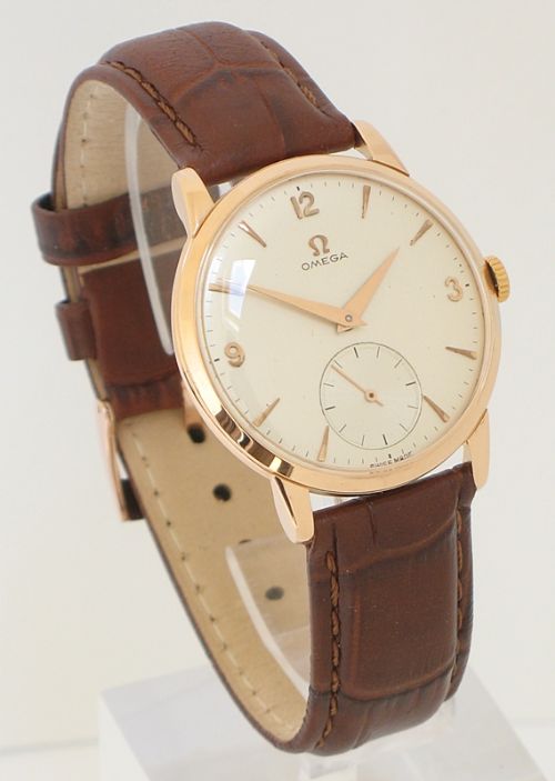 fig 1. RARE SOLID 18CT ROSE GOLD OMEGA CAL 267 MENS WATCH 1956-57