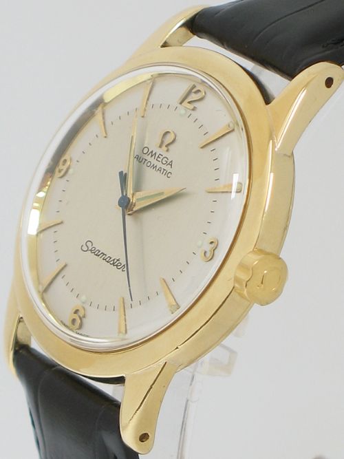 fig 3. STUNNING RARE SOLID 18CT GOLD OMEGA SEAMASTER BUMPER AUTOMATIC CAL 354 MENS WATCH C1953
