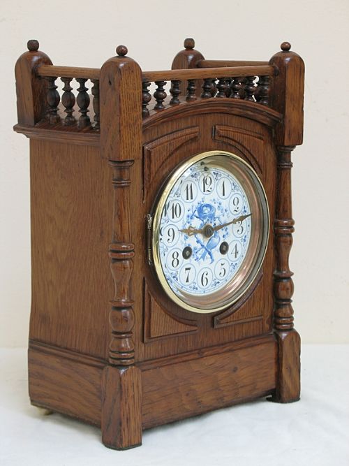 fig 2. CHARMING OAK ARTS AND CRAFTS MANTEL CLOCK BY JAPY FRERES C1890
