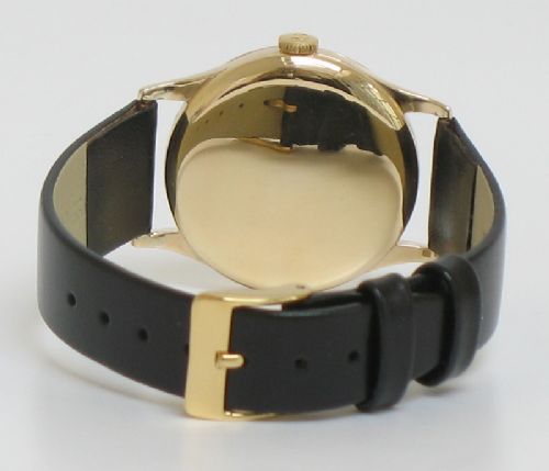 fig 5. RARE SOLID 9CT GOLD OMEGA 30T2 MENS WATCH C1944-45