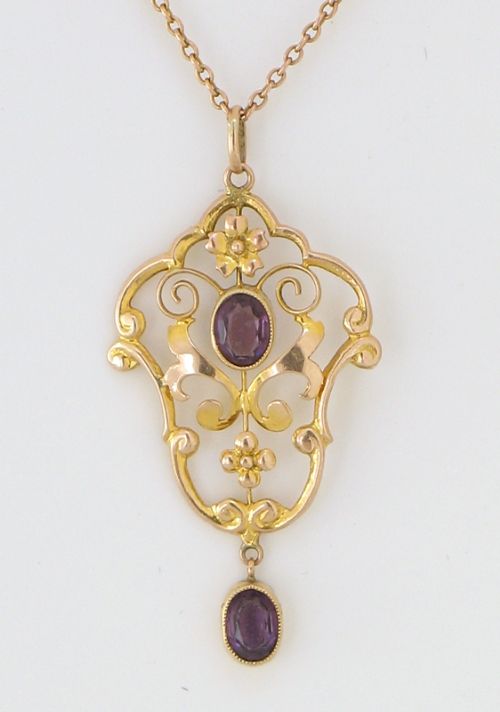 Beautiful Victorian Art Nouveau 9ct Gold and Amethyst Pendant C1890
