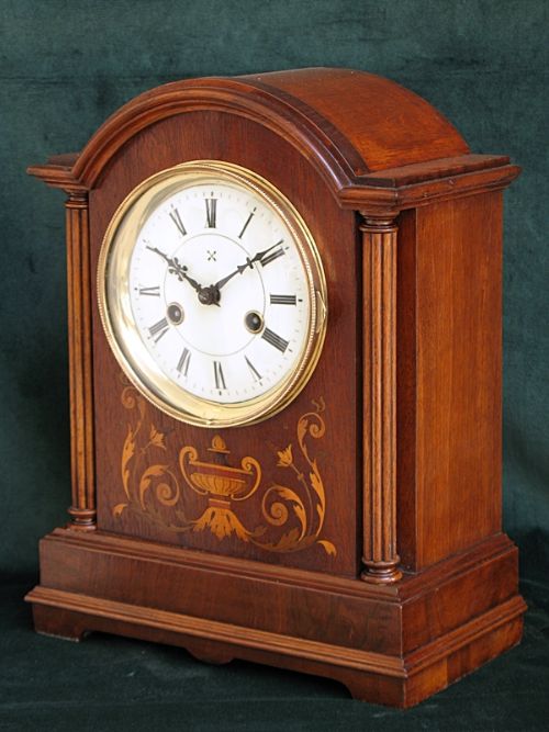 fig 2. LOVELY VICTORIAN MAHOGANY BRACKET OR MANTEL CLOCK C1890