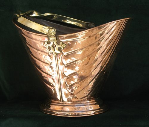 fig 2. BEAUTIFUL GEORGIAN BRASS AND COPPER COAL SCUTTLE C1830