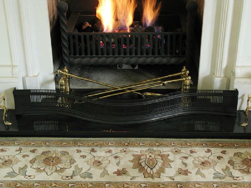 fig 2. BEAUTIFUL VICTORIAN IRON FRETWORK FIRE FENDER C1880