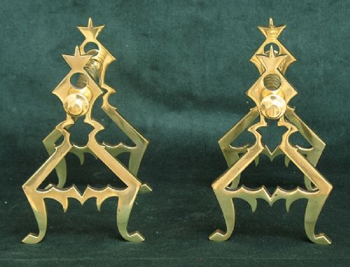 fig 1. STUNNING GENUINE VICTORIAN ARTS AND CRAFTS SOLID BRASS PAIR OF FIRE DOGS ANDIRONS C1890