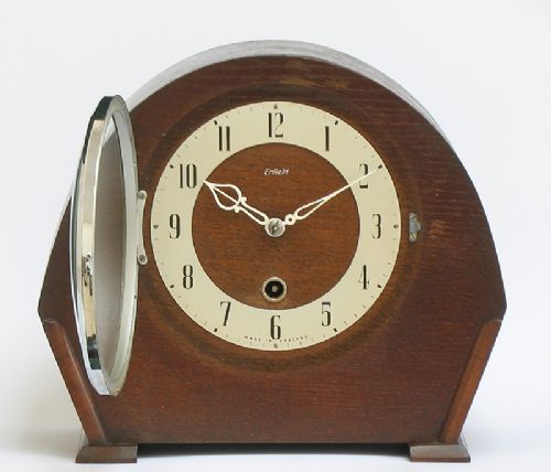 fig 1. CHARMING ART DECO OAK MANTEL CLOCK BY ENFIELD C1940