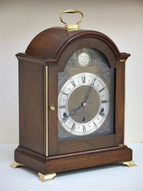 fig 2. SUPERB MAHOGANY WESTMINSTER AND WHITTINGTON CHIME BRACKET CLOCK BY ELLIOTT, LONDON
