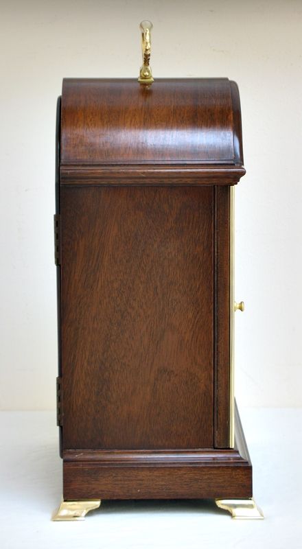 fig 3. SUPERB MAHOGANY WESTMINSTER AND WHITTINGTON CHIME BRACKET CLOCK BY ELLIOTT, LONDON