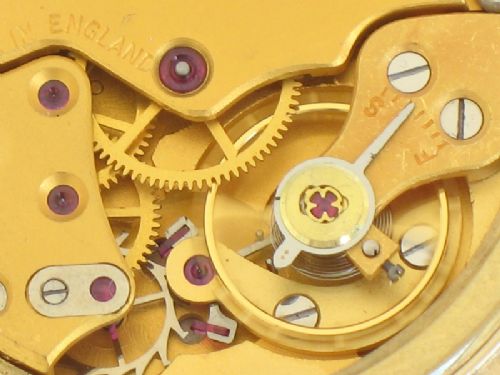 fig 8. VERY RARE 18 JEWEL SMITHS EVEREST SOLID 9CT GOLD MENS WATCH WITH ORIGINAL BOX