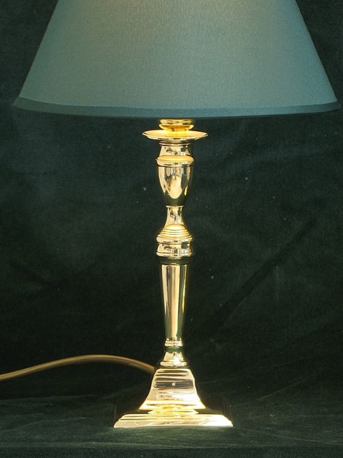 fig 2. BEAUTIFUL PAIR OF GENUINE GEORGIAN BRASS TABLE OR DESK LAMPS C1820