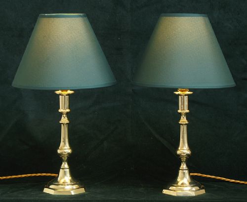 fig 1. STUNNING PAIR OF VICTORIAN SOLID BRASS TABLE OR DESK LAMPS C1880