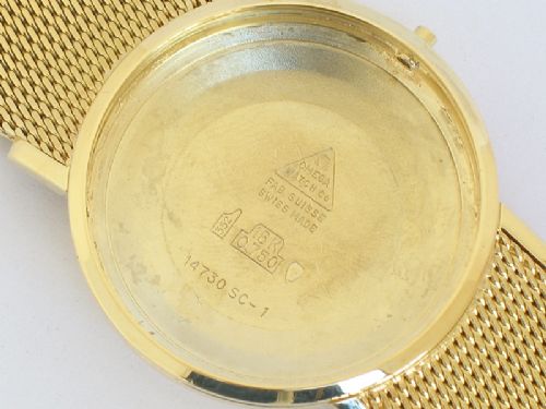 fig 9. OUTSTANDING SOLID 18ct GOLD OMEGA SEAMASTER CALENDER AUTOMATIC MENS WATCH c1960