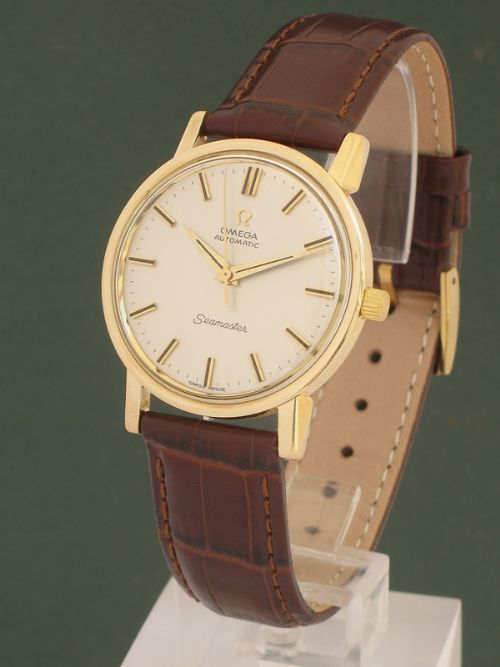 Superb Solid 9ct Gold Omega Seamaster Cal 552 Mens Watch