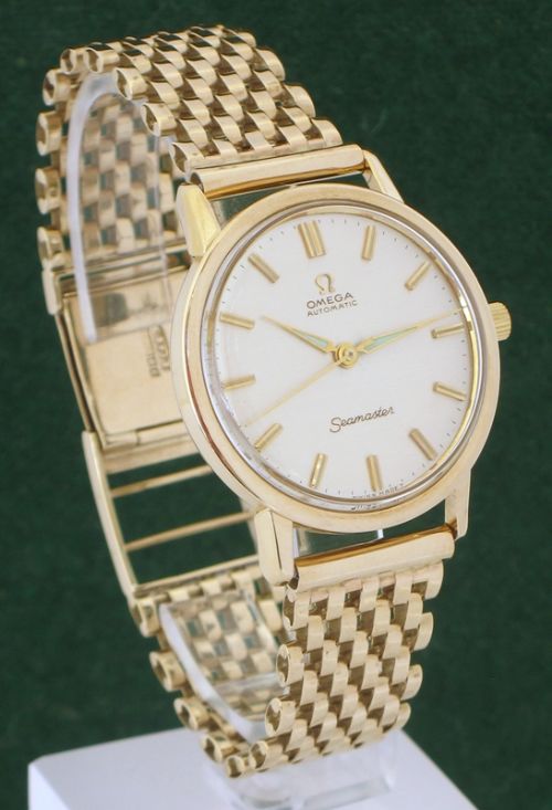 fig 3. RARE SOLID 9ct GOLD OMEGA SEAMASTER AUTOMATIC CALIBRE 552 MENS WATCH