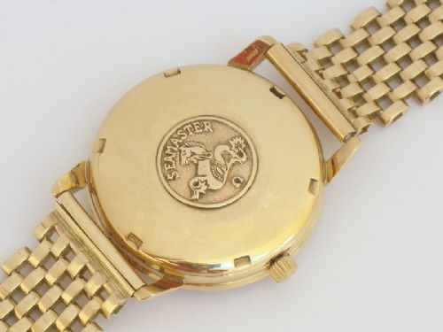 fig 7. RARE SOLID 9ct GOLD OMEGA SEAMASTER AUTOMATIC CALIBRE 552 MENS WATCH
