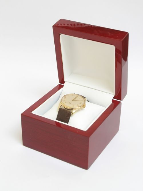 fig 7. STUNNING SOLID 9CT GOLD OMEGA CALIBRE 268 MENS WATCH C1960