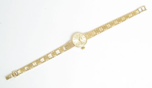 Exceptional Mint Condition Solid 9ct Gold Longines Ladies Cocktail Watch