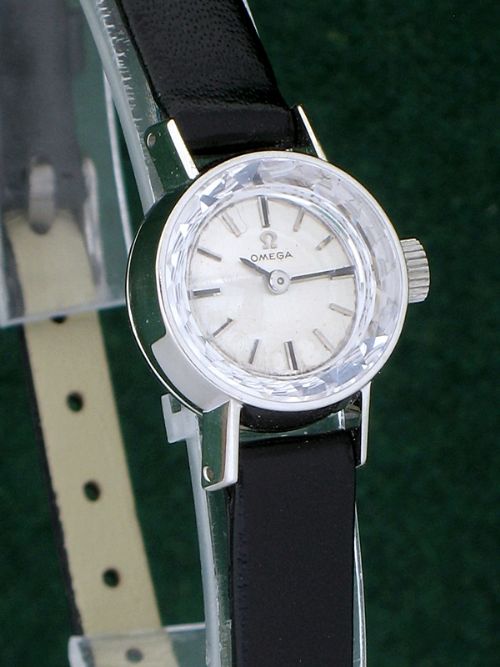 fig 4. EXQUISITE SOLID 18CT WHITE GOLD OMEGA LADIES COCKTAIL WATCH