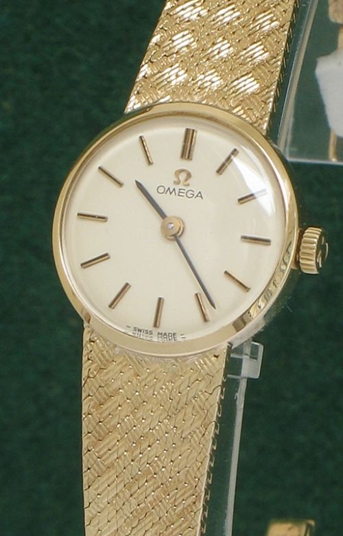 fig 3. BEAUTIFUL SOLID 9CT GOLD LADIES OMEGA COCKTAIL WATCH