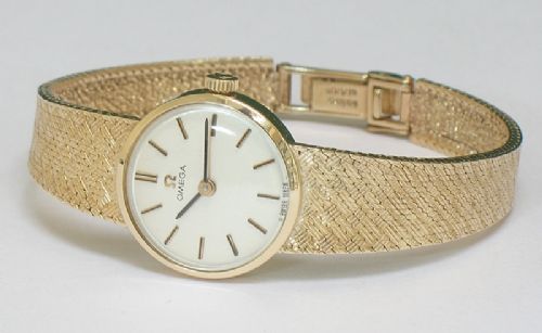 fig 5. BEAUTIFUL SOLID 9CT GOLD LADIES OMEGA COCKTAIL WATCH