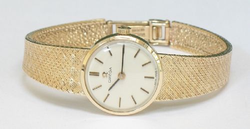 fig 6. BEAUTIFUL SOLID 9CT GOLD LADIES OMEGA COCKTAIL WATCH