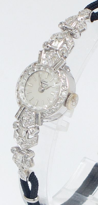 fig 2. EXQUISITE ART DECO PLATINUM AND DIAMOND GIRARD PERREGAUX LADIES COCKTAIL WATCH C1940
