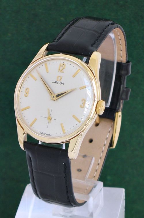 Stunning Solid 9ct Gold Omega Calibre 267 Mens Watch