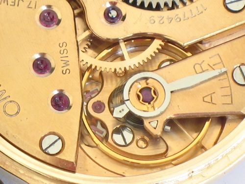 fig 8. STUNNING SOLID 9CT GOLD OMEGA CALIBRE 267 MENS WATCH