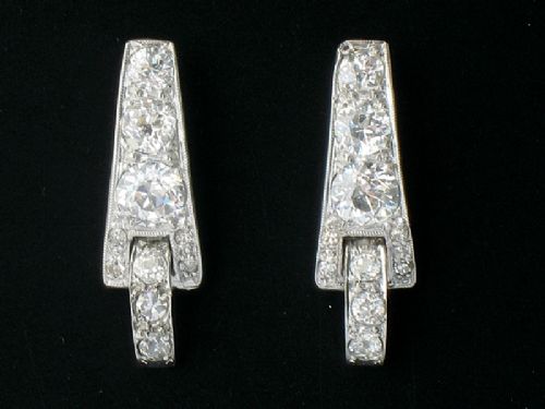 Exquisite Platinum and 2cts Diamond Art Deco Earrings C1930